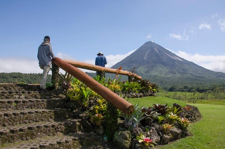 Arenal Volcano Hike + Fortuna Waterfall + Lunch