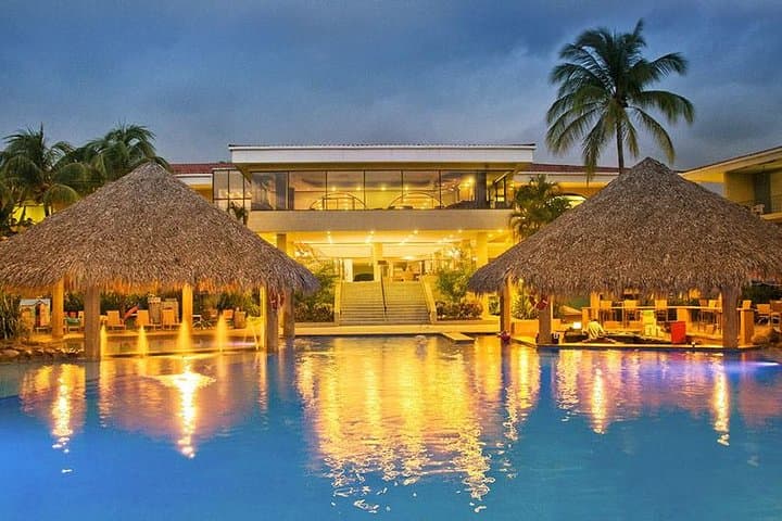 Liberia Airport To Margaritaville Beach Resort Playa Flamingo - Shuttle Service