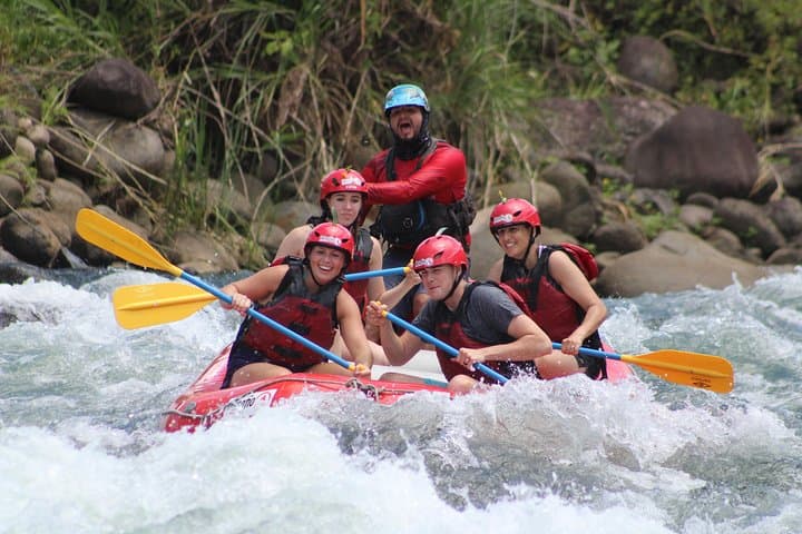 Whitewater Rafting Sarapiqui River Class 3-4 Fortuna to San Jose