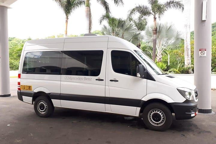 Transfer from Tamarindo to Liberia Airport (LIR)