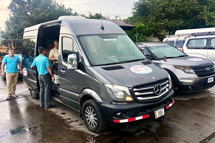 SJO airport to Caldera port transportation