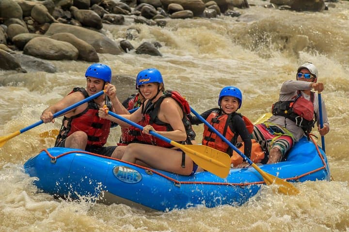 Whitewater Rafting Naranjo River from Manuel Antonio Class III-IV