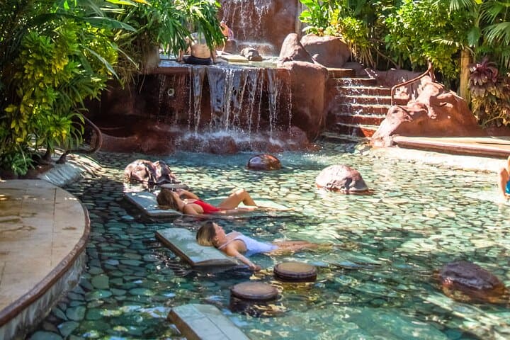 Baldi Hot Springs Day Pass in La Fortuna: 25 Thermal Pools