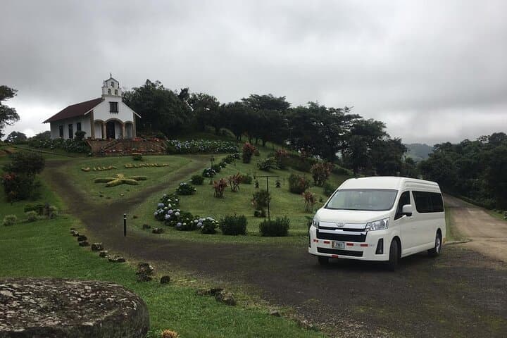 Private Shuttle from San Jose airport to Marriot Los Suenos Herradura
