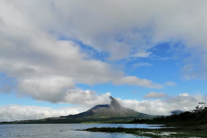 Full day hot springs at Arenal Volcano and hanging brides from San Jose