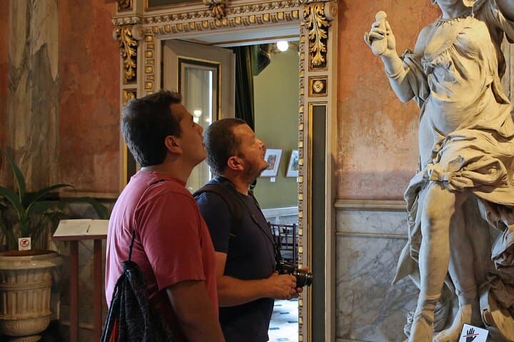 San Jose Bites & Sights: City Walking Tour & National Museum