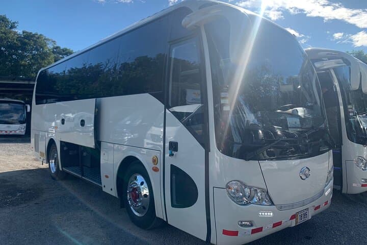 Private Transportation From Liberia Airport To Wyndham Tamarindo