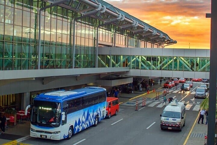 Private Transportation From San Jose to Jaco Puntarenas