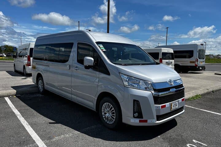 Airport transfer Liberia from and to Tamarindo (One way)