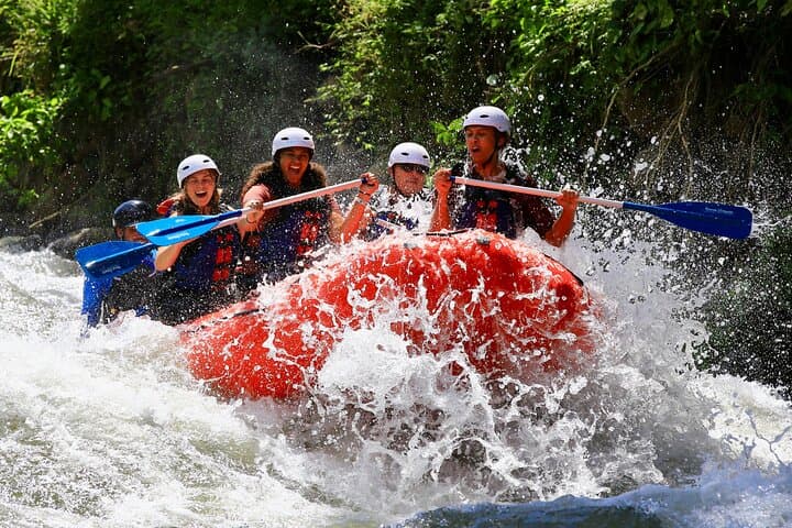 Awesome Fun Rafting Class 3 Balsa River 5-Hour Tour in La Fortuna