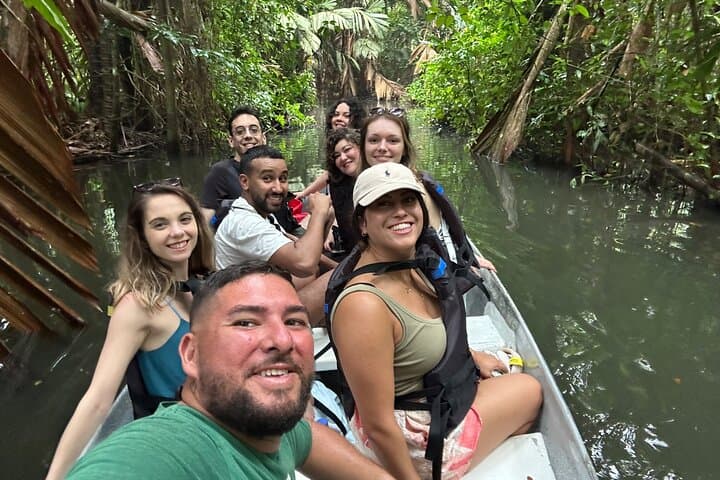 Relaxing Canoe Tour in Tortuguero