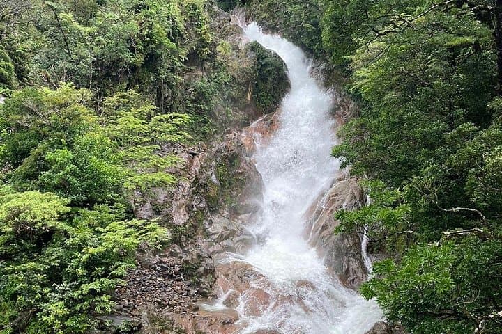 Tamarindo: Private Waterfall and Hot Springs Tour with Mud Baths