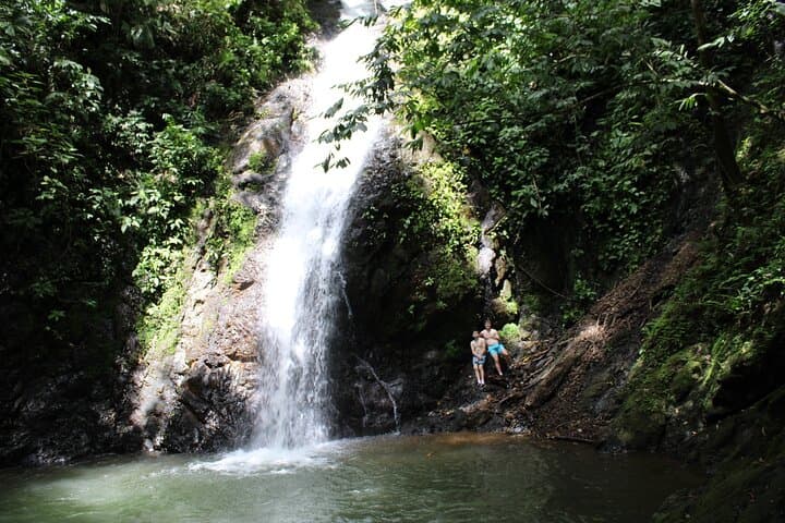 Hike 10 Waterfalls in Jacó
