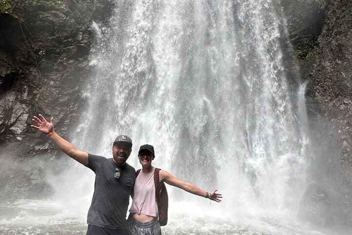 El Tigre Waterfall PRIVATE tour + FREE BINOCULARS TO USE