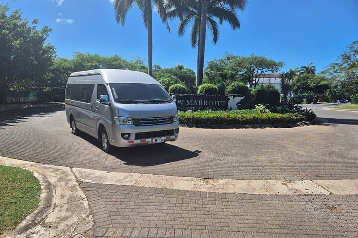 Transfer from Liberia Airport to Tamarindo