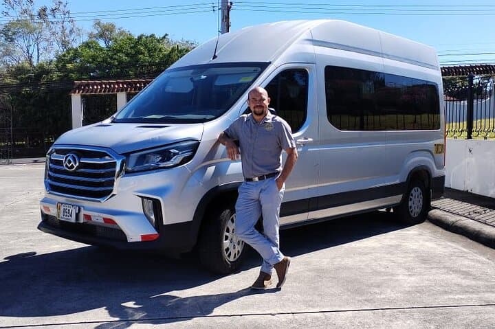 Transport from La Fortuna to Liberia Airport
