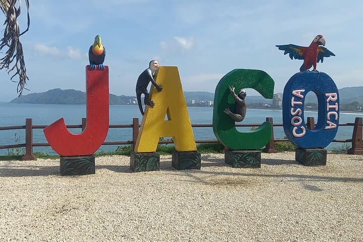 Jaco / Los Sueños Marriott Hotels to SJO Airport Private Transfer