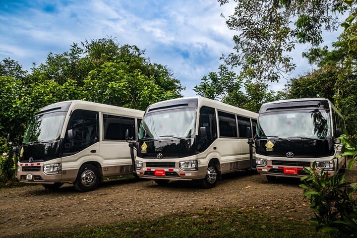 Private Transfer From La Fortuna To Monteverde From 11 to 15 passengers