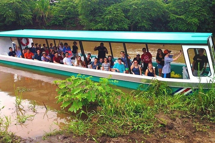Crocodile River Adventure Tour in Costa Rica