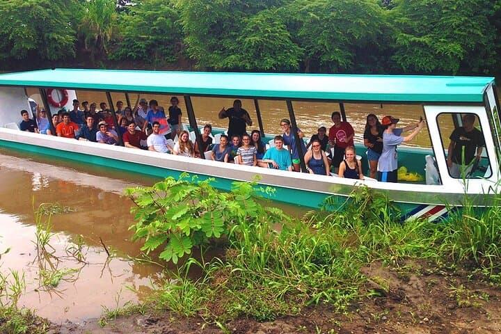 Crocodile River Adventure Tour in Costa Rica — book in Costa Rica