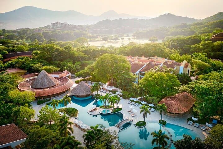 Private Transport Arenal to Conchal Beach - Premium Service VIP