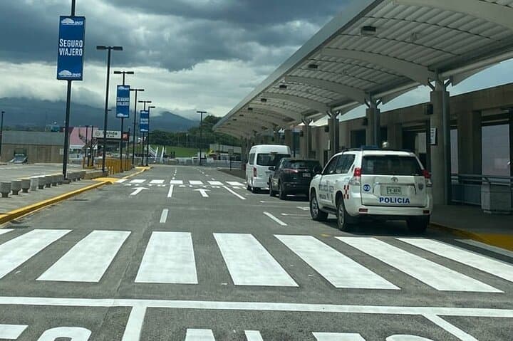 Private Airport Transfer In and Out Liberia Airport, Guanacaste