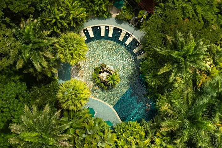 La Fortuna: Mineral Hot Springs Full Day Ticket