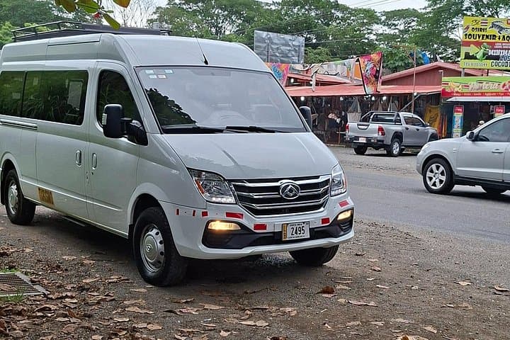 Private transfer from San Jose to Quepos Manuel Antonio