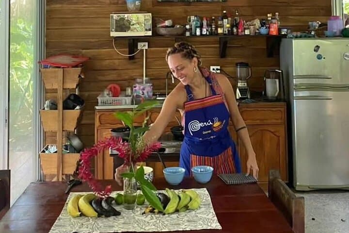 Cuisine with Chef Adri, local and passionate about the Caribbean, Lemon Center