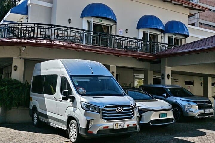 Transportation from La Fortuna to San Jose