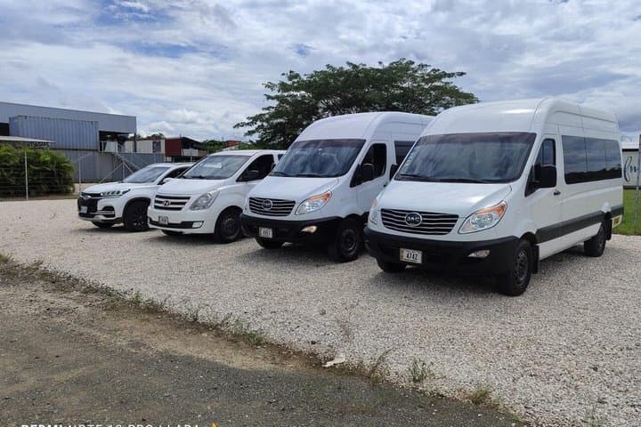 Private Transfer from Liberia LIR Airport to Tamarindo