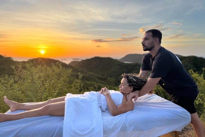 Thai Fusion Massage Experience in Tamarindo