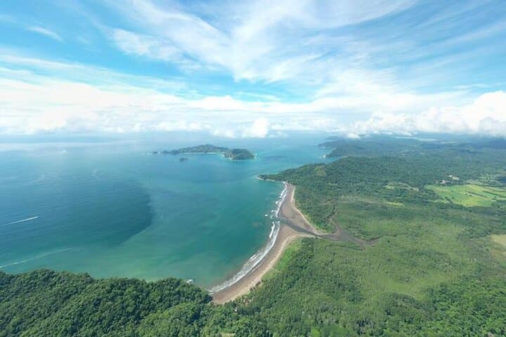 1 1/2 hours Tour Horseback Riding and Visiting the Beach — book in Costa Rica